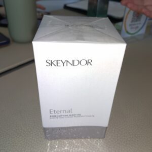Eternal Redensifying Night Oil